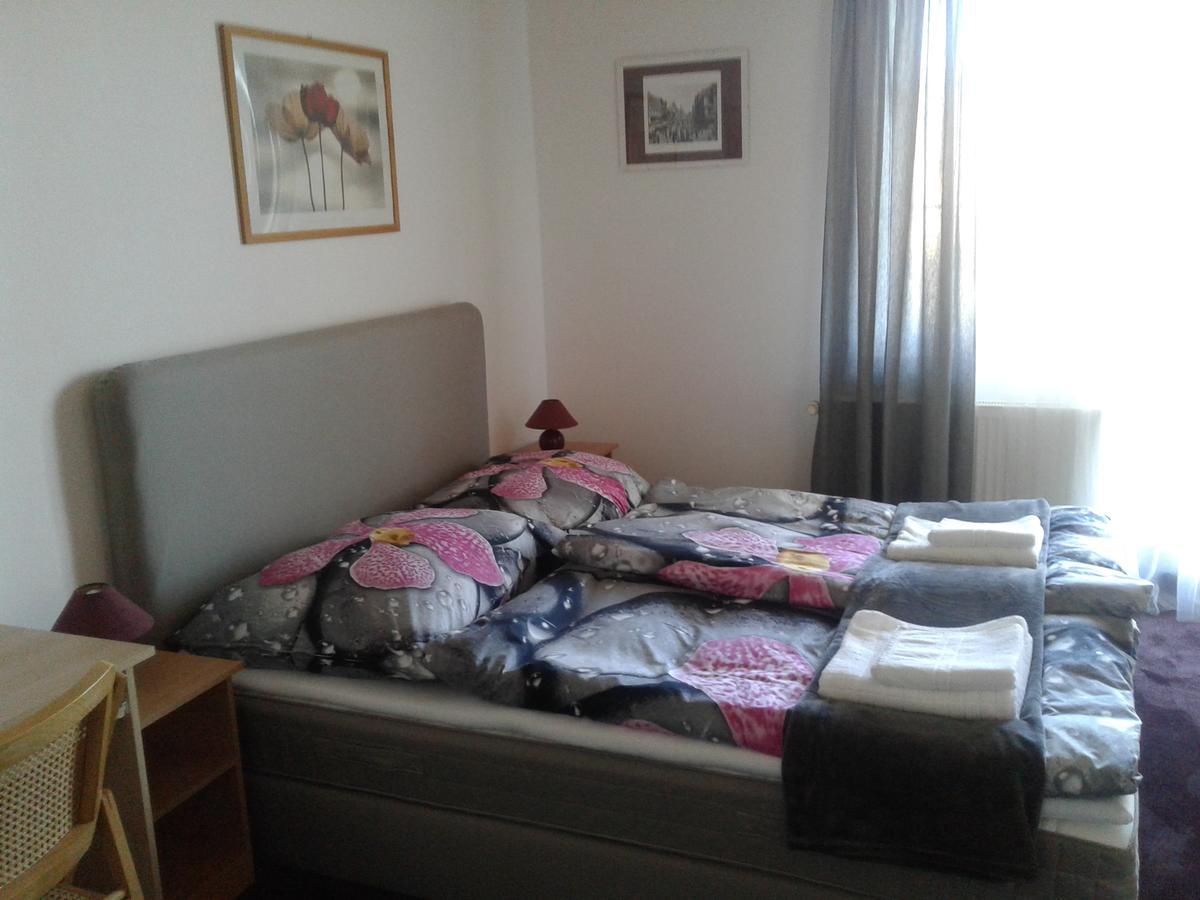 Homepension Прага Экстерьер фото